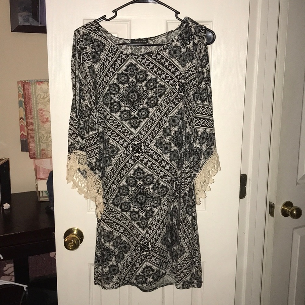 Black and white dress